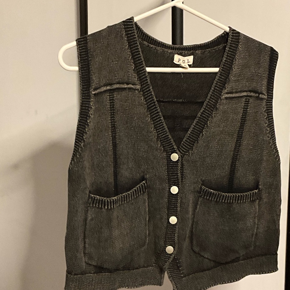 POL Charcoal V-Neck Buttoned Knit Vest